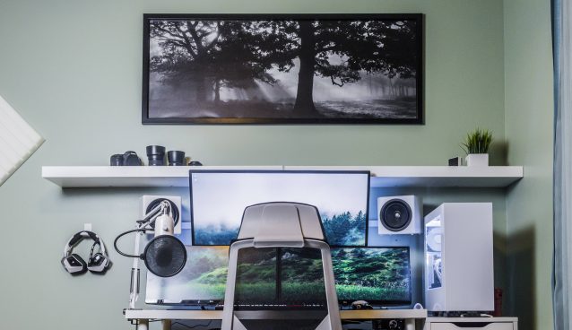 Clean White Battlestation